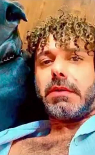 احسان افشاری