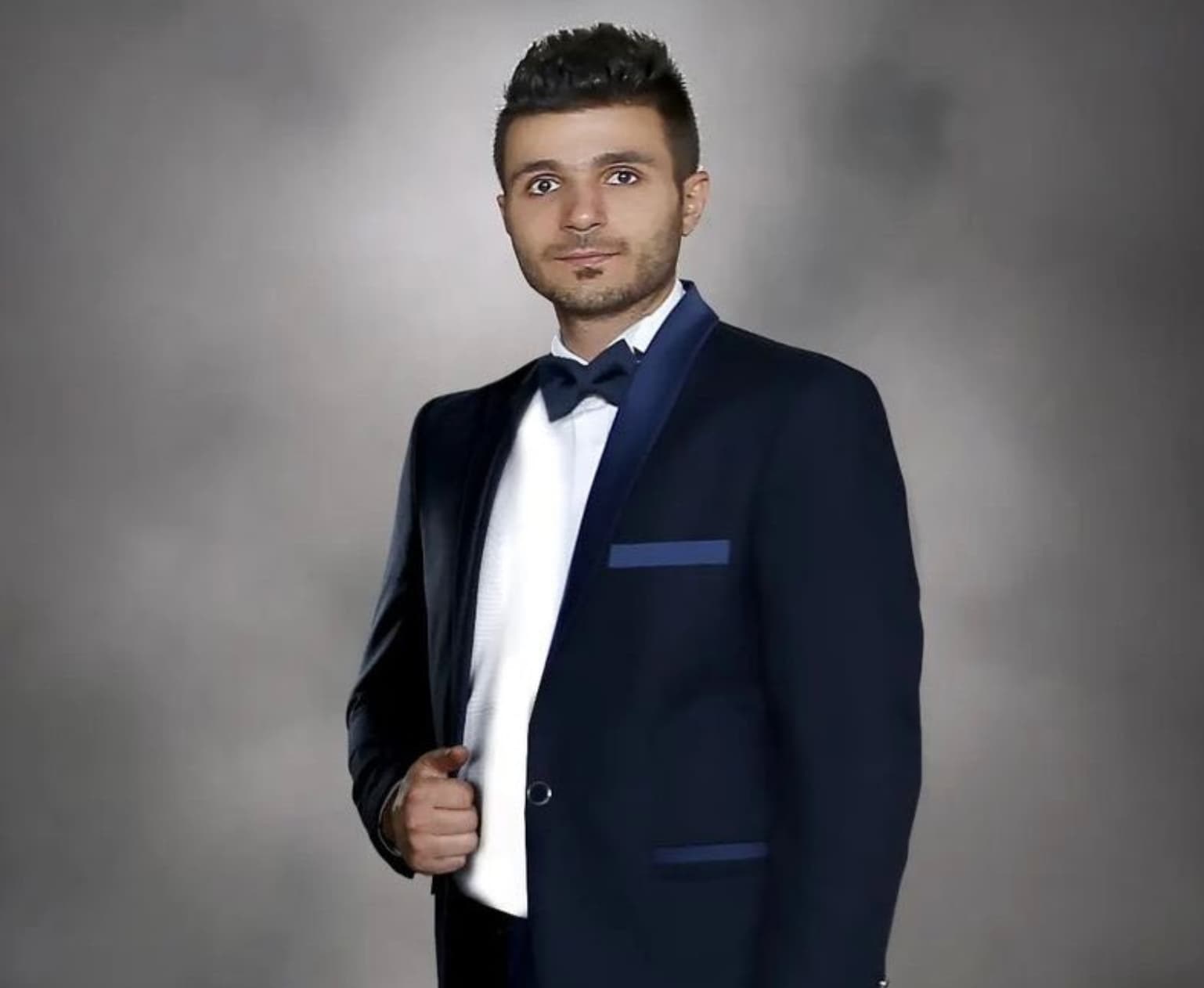 آرمان عمادی