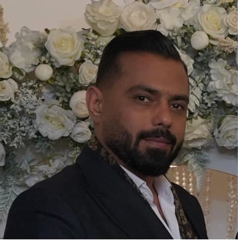 احسان عابدینی