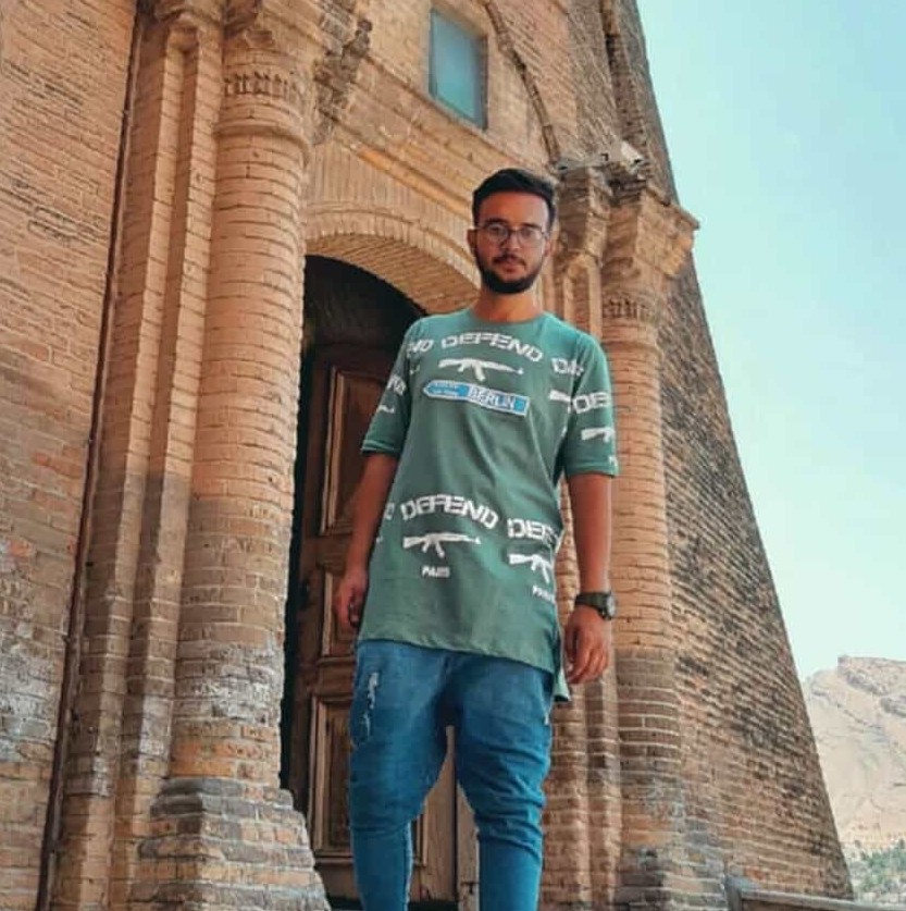 امید مولایی